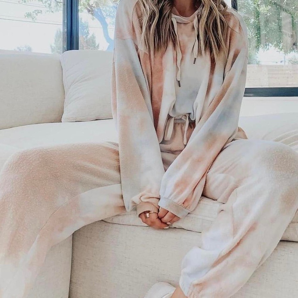Urban Outfitters Jenny Tie-Dye Fleece Set Size XS